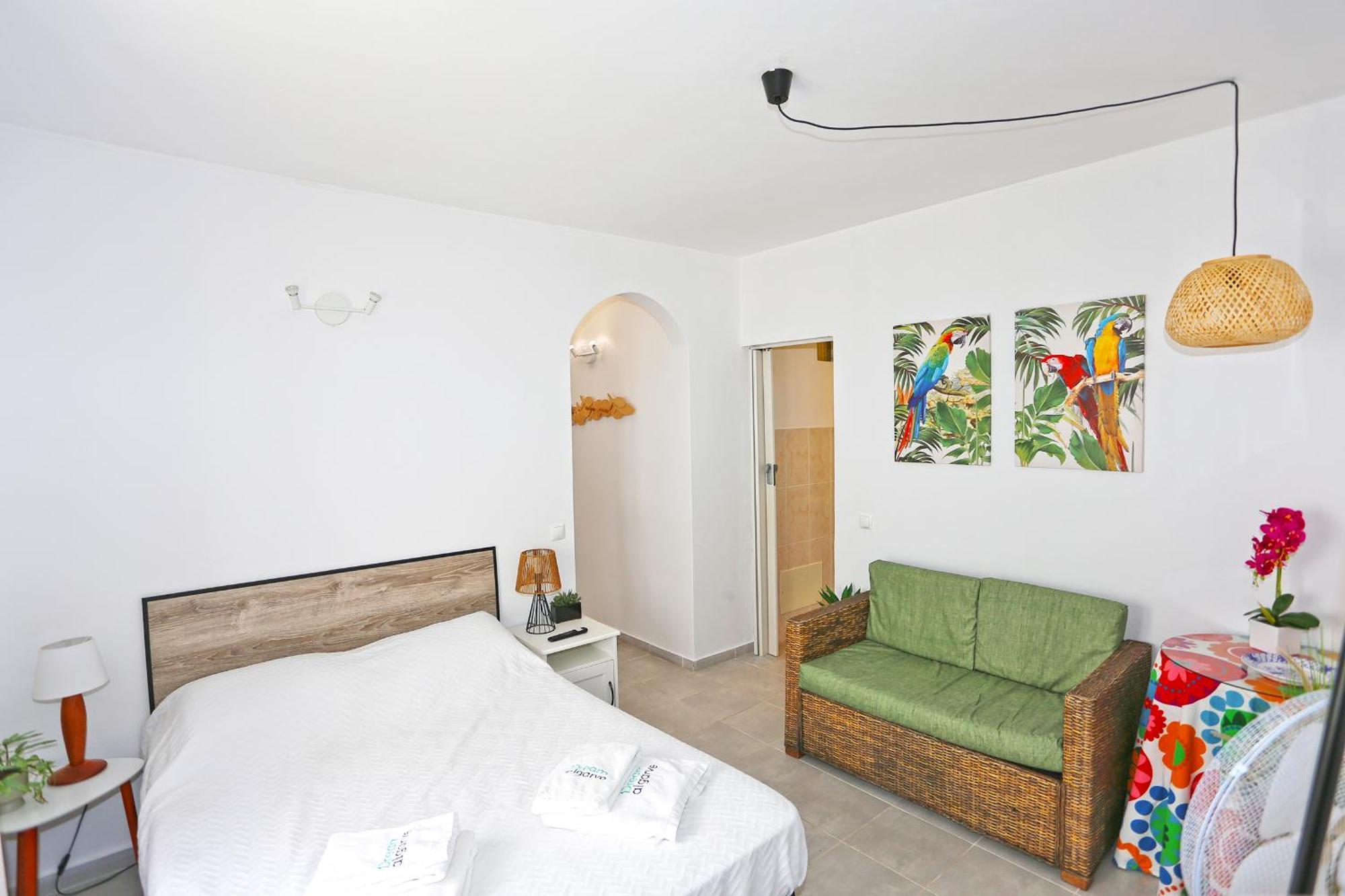 A13 - Channel Street Central Apartment ลากอส ภายนอก รูปภาพ