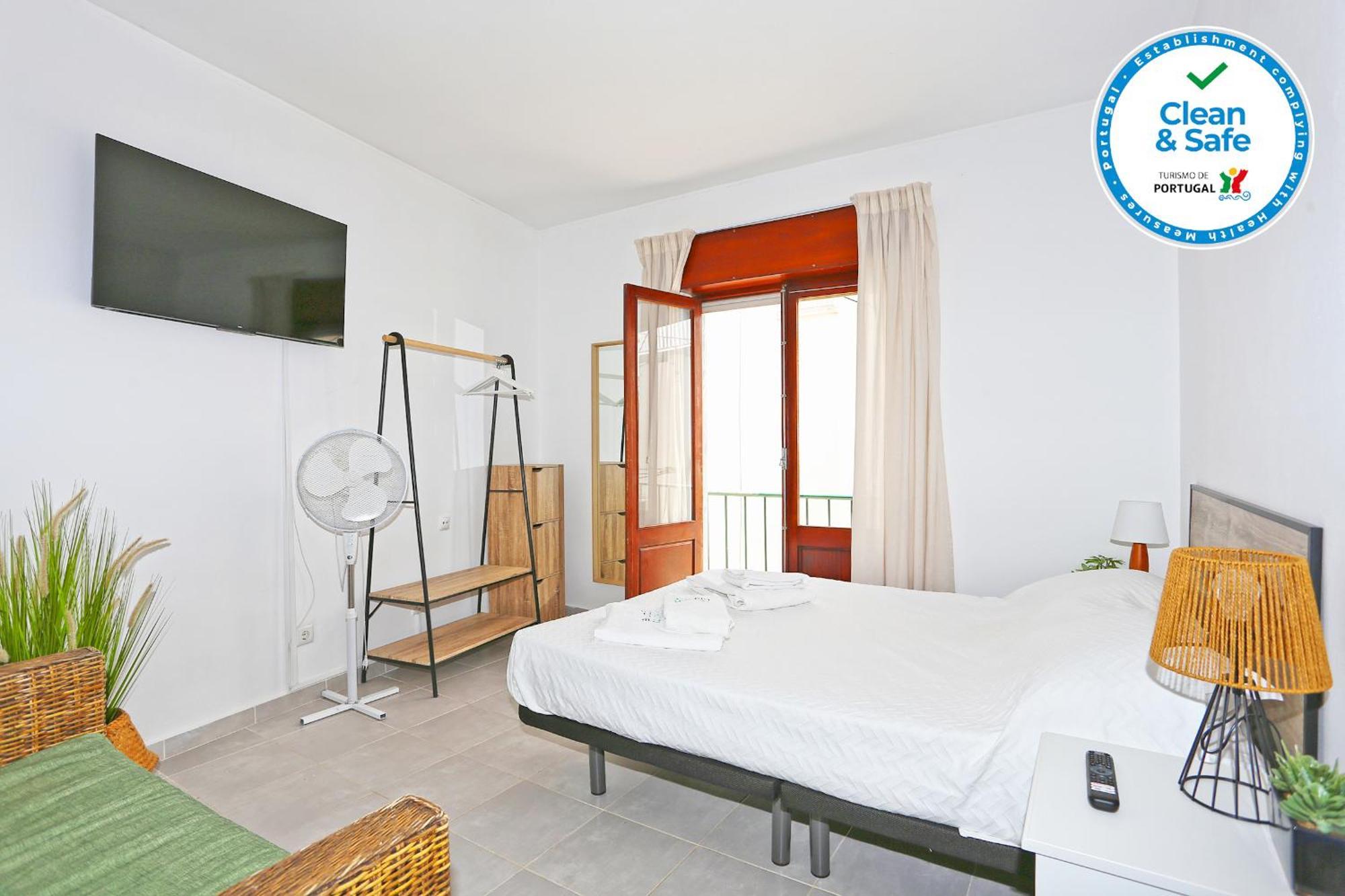 A13 - Channel Street Central Apartment ลากอส ภายนอก รูปภาพ